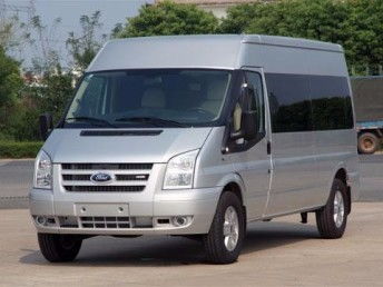 北京工廠職工團(tuán)建與通勤擺渡班車租賃指南 明智選車，提升企業(yè)效能